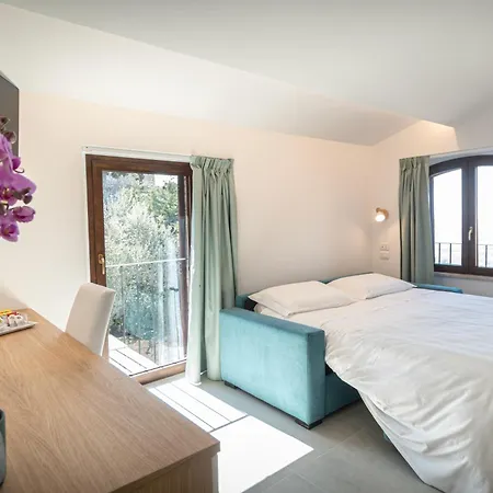 Le Dimore Della Custodia Guest house *